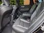 Volvo XC60 2.0 T6 Plug-in hybrid AWD Ultra Black Edition | Trekhaak | Luchtvering | HUD | Pano | 360 Cam | Memory