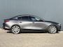Mazda 3 2.0 SkyActiv Hybrid 150PK Exclusive-Line / Trekhaak / Stoel & Stuurverwarming / Lederen Bekleding / Head-Up Display / Elektrisch Bedienbare Bestuurdersstoel met Geheugen / Apple Carplay & Android Auto / Climate Control / Navigatie /