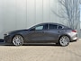 Mazda 3 2.0 SkyActiv Hybrid 150PK Exclusive-Line / Trekhaak / Stoel & Stuurverwarming / Lederen Bekleding / Head-Up Display / Elektrisch Bedienbare Bestuurdersstoel met Geheugen / Apple Carplay & Android Auto / Climate Control / Navigatie /
