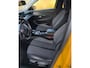 Peugeot e-208 EV Active Pack 50 kWh Camera | Navigatie | Parkeersensoren Achter | Adaptieve Cruise | Climate | 16" Lichtmetaal | Achteruitrij camera | Adaptieve Cruise Control | Airco (automatisch)