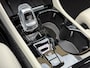 Volvo XC40 1.5 T5 262pk Recharge Inscription | Panoramadak | Blond lederen bekleding | Trekhaak wegklapbaar | Stoelverwarming | Navigatie | Pilot assist | Adaptieve cruise | Camera | Apple CarPlay | Elektrische achterklep | Keyless entry&start | 19 inch velgen | Volledig onderhouden