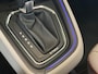 Renault Clio E-Tech Hybrid 140PK Initiale Paris / BOSE Premium Audio / Lederen Bekleding / Stoel & Stuurverwarming / Apple Carplay & Android Auto / All Season Banden / Trekhaak / Navigatie / Achteruitrijcamera /