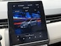 Renault Clio E-Tech Hybrid 140PK Initiale Paris / BOSE Premium Audio / Lederen Bekleding / Stoel & Stuurverwarming / Apple Carplay & Android Auto / All Season Banden / Trekhaak / Navigatie / Achteruitrijcamera /