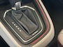Renault Clio E-Tech Hybrid 140PK Initiale Paris / BOSE Premium Audio / Lederen Bekleding / Stoel & Stuurverwarming / Apple Carplay & Android Auto / All Season Banden / Trekhaak / Navigatie / Achteruitrijcamera /