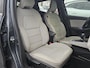 Renault Clio E-Tech Hybrid 140PK Initiale Paris / BOSE Premium Audio / Lederen Bekleding / Stoel & Stuurverwarming / Apple Carplay & Android Auto / All Season Banden / Trekhaak / Navigatie / Achteruitrijcamera /