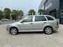 Skoda Fabia Combi 1.4-16V Comfort | CRUISE | ELEKTRISCHE RAMEN | AIRCO | TREKHAAK | SCHUIF/KANTELDAK | DAKRAILS | NL AUTO | NAP