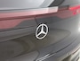 Mercedes-Benz GLB 250+ Business Solution AMG 7p. 85.5 kWh | Premium pakket | Nightpakket | Parkeerpakket | Warmtewerend, donkergetint glas | Vast panoramadak | GUARD 360° | 19” vijfspaaks lichtmetalen AMG-velgen |