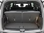 Mercedes-Benz GLB 250+ Business Solution AMG 7p. 85.5 kWh | Premium pakket | Nightpakket | Parkeerpakket | Warmtewerend, donkergetint glas | Vast panoramadak | GUARD 360° | 19” vijfspaaks lichtmetalen AMG-velgen |