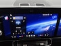 Mercedes-Benz GLB 250+ Business Solution AMG 7p. 85.5 kWh | Premium pakket | Nightpakket | Parkeerpakket | Warmtewerend, donkergetint glas | Vast panoramadak | GUARD 360° | 19” vijfspaaks lichtmetalen AMG-velgen |