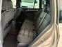 Volkswagen Tiguan 1.4 TSI R-Line Edition Airco - Apple carplay - Achteruitrijcamera - Parkeersensoren - Navigatie - Cruise control - Trekhaak - Dakrails - Led verlichting - Dakspoiler - Licht metalen velgen 18 inch - Stuur multifun - Start/stop systeem - Radio - Bluetooth - mistlampen voor