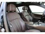 BMW 5-Serie Touring 530i High Executive M-sport | Incl. 12 maanden garantie | Panoramadak | Dodehoek detectie | Geheugenstoelen |  Parkeercamera | Standkachel | Head-up display | Elektrisch uitklapbare trekhaak | Stoelverwarming | Draadloze telefoonlader | Luxe lederen bekleding |