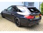 BMW 5-Serie Touring 530i High Executive M-sport | Incl. 12 maanden garantie | Panoramadak | Dodehoek detectie | Geheugenstoelen |  Parkeercamera | Standkachel | Head-up display | Elektrisch uitklapbare trekhaak | Stoelverwarming | Draadloze telefoonlader | Luxe lederen bekleding |