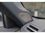 Lynk & Co 01 1.5 - Automaat - Panorama/schuifdak - Adaptieve Cruise control met stuurovername - Infinity Audio by Harman/Kardon - BLIS - Stoelverwarming voor - Adaptieve LED koplampen - Geïntegreerde dashcam voor - Elektr. bedienb. achterklep - Draadloze Apple Carplay & Android Auto - Keyless Entry & drive