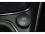 Ford Puma 1.0-125pk EcoBoost Mild-Hybrid Titanium. Fabrieksgarantie t/m 21-05-2027 ! Slechts 14.800km ! Volautm. airco, pdc achter, all season banden, stoel-, stuur- en voorraamverw., navigatie, telefoonvoorb., elektr. achterklep, cruise cntrl, keyless entry&go etc.
