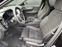 Volvo EX40 Single Motor Extended Range Plus 82 kWh Europa/ extra getint glas/ elektrische stoelen/ Nubuck bekleding / climate line