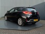 Toyota Auris 1.8 Hybrid Executive | Keyless | 17'' | Stoelverwarming | Camera | PDC V&A | Prijs Rijklaar!!