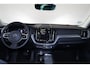 Volvo XC60 T8 Recharge AWD Plus Dark - Panorama/schuifdak - IntelliSafe Assist & Surround - 360º Camera - Harman/Kardon audio - Adaptieve LED koplampen - Verwarmde voorstoelen, stuur & achterbank - Parkeersensoren voor & achter - Elektr. bedienb. voorstoelen met geheugen - Draadloze tel. lader - Extra getint glas - 20' LMV