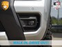 Ford Ranger 2.3L | Wildtrak | PHEV | Liftkit | Raptor Grille | Mud-Tec Rolcover | 3.500kg trekken | Iconic Silver Getoonde accessoires zijn verkrijgbaar tegen meerprijs