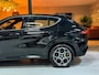 Alfa Romeo Tonale 1.5T Hybrid Ti | 2022 | 28.126 km | Dealer onderhouden | Camera | Adaptive Cruise | Skiluik | Rijklaar