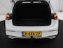 Volkswagen Golf 1.5 TSI Style | Panoramadak | Stoelverwarming | Head-Up | Trekhaak | Camera | Massage | Carplay | Navigatie | Adaptive cruise | Harman/Kardon | Sfeerverlichting | Keyless | Park Assist | Getint glas