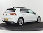 Volkswagen Golf 1.5 TSI Style | Panoramadak | Stoelverwarming | Head-Up | Trekhaak | Camera | Massage | Carplay | Navigatie | Adaptive cruise | Harman/Kardon | Sfeerverlichting | Keyless | Park Assist | Getint glas