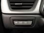 Renault Captur TCe 90 Techno | Apple CarPlay & Android Auto | Climate Control | Parkeersensoren v+a met achteruitrijcamera | Lichtmetalen velgen | Two-tone metaalkleur | Cruisecontrol | Navi |