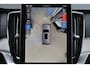 Volvo XC90 T8 Recharge AWD Ultra Black Ed. Exec. - Luchtvering - Panorama/schuifdak - IntelliSafe Assist & Surround - 360º Camera - Bowers & Wilkins audio - Adaptieve LED koplampen - Verwarmde voorstoelen, stuur & achterbank - Parkeersensoren voor & achter - Elektr. bedienb. voorstoelen met geheugen - Geventileerde voorstoelen - Head up display - Draadloze tel. lader - Extra getint glas - Inklapbare trekhaak - 22' LMV