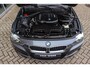BMW 3-Serie Touring 318i Centennial Executive M-sport | 2e eigenaar | HiFi audio | Navigatie | Bluetooth | Climate control | M-sportstuur | Cruise control | PDC | 18 inch | Trekhaak