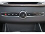 Volvo XC90 T8 Recharge AWD Ultra Dark Exec. Ed. - Luchtvering - Panorama/schuifdak - IntelliSafe Assist & Surround - 360º Camera - Bowers & Wilkins audio - Adaptieve LED koplampen - Verwarmde voorstoelen, stuur & achterbank - Parkeersensoren voor & achter - Elektr. bedienb. voorstoelen met geheugen - Geventileerde voorstoelen - Head up display - Draadloze tel. lader - Extra getint glas - Inklapbare trekhaak - 22' LMV