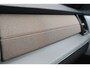 Volvo XC90 T8 Recharge AWD Ultra Dark Exec. Ed. - Luchtvering - Panorama/schuifdak - IntelliSafe Assist & Surround - 360º Camera - Bowers & Wilkins audio - Adaptieve LED koplampen - Verwarmde voorstoelen, stuur & achterbank - Parkeersensoren voor & achter - Elektr. bedienb. voorstoelen met geheugen - Geventileerde voorstoelen - Head up display - Draadloze tel. lader - Extra getint glas - Inklapbare trekhaak - 22' LMV