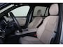 Volvo XC90 T8 Recharge AWD Ultra Dark Exec. Ed. - Luchtvering - Panorama/schuifdak - IntelliSafe Assist & Surround - 360º Camera - Bowers & Wilkins audio - Adaptieve LED koplampen - Verwarmde voorstoelen, stuur & achterbank - Parkeersensoren voor & achter - Elektr. bedienb. voorstoelen met geheugen - Geventileerde voorstoelen - Head up display - Draadloze tel. lader - Extra getint glas - Inklapbare trekhaak - 22' LMV
