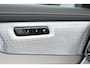 Volvo XC90 T8 Recharge AWD Ultra Dark Exec. Ed. - Luchtvering - Panorama/schuifdak - IntelliSafe Assist & Surround - 360º Camera - Bowers & Wilkins audio - Adaptieve LED koplampen - Verwarmde voorstoelen, stuur & achterbank - Parkeersensoren voor & achter - Elektr. bedienb. voorstoelen met geheugen - Geventileerde voorstoelen - Head up display - Draadloze tel. lader - Extra getint glas - Inklapbare trekhaak - 22' LMV