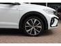 Volkswagen Taigo 1.5 TSI R-Line Business / Panoramadak / Camera / Keyless / Matrix LED / 18'' / Sfeerverlichting / CarPlay / Stoelverwarming / DAB / ACC