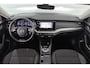 Skoda Octavia Combi 1.0 e-TSI Ambition Automaat Trekhaak Keyless Apple Carplay