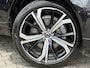 Volvo XC60 2.0 T6 Plug-in hybrid AWD Plus Dark | Pano | Pilot Assist | H/K Audio | 21 inch