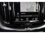Volvo XC60 2.0 T8 Twin Engine AWD R-Design / Trekhaak / Panoramadak / Leder / CarPlay / 21'' / Parkeerhulp V+A / Stoelverwarming / DAB / Cruise Control