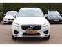 Volvo XC60 2.0 T8 Twin Engine AWD R-Design / Trekhaak / Panoramadak / Leder / CarPlay / 21'' / Parkeerhulp V+A / Stoelverwarming / DAB / Cruise Control