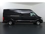 Volkswagen Crafter 2.0 TDI | AUT. | L4 H3 | DUBBEL CABINE | LAADKLEP | 177 PK | ADAPTIEVE CRUISE CONTROL | 7-ZITS DC | LED | CARPLAY | ANDROID AUTO | ACHTERUITRIJCAMERA | PARKEERSENSOREN | STUURWIEL VERWARMING | METALLIC LAK