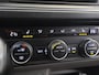 Volkswagen Crafter 2.0 TDI | AUT. | L4 H3 | DUBBEL CABINE | LAADKLEP | 177 PK | ADAPTIEVE CRUISE CONTROL | 7-ZITS DC | LED | CARPLAY | ANDROID AUTO | ACHTERUITRIJCAMERA | PARKEERSENSOREN | STUURWIEL VERWARMING | METALLIC LAK