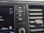 Volkswagen Crafter 2.0 TDI | AUT. | L4 H3 | DUBBEL CABINE | LAADKLEP | 177 PK | ADAPTIEVE CRUISE CONTROL | 7-ZITS DC | LED | CARPLAY | ANDROID AUTO | ACHTERUITRIJCAMERA | PARKEERSENSOREN | STUURWIEL VERWARMING | METALLIC LAK