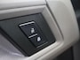 Volkswagen Crafter 2.0 TDI | AUT. | L4 H3 | DUBBEL CABINE | LAADKLEP | 177 PK | ADAPTIEVE CRUISE CONTROL | 7-ZITS DC | LED | CARPLAY | ANDROID AUTO | ACHTERUITRIJCAMERA | PARKEERSENSOREN | STUURWIEL VERWARMING | METALLIC LAK