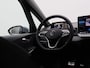 Volkswagen ID.3 Pro Business 59 kWh | Navigatie | Draadloze Apple Carplay | Adaptieve cruise control | Lane assist | Stoelverwarming | Stuurwielverwarming | Climate control | Achteruitrij camera | Parkeersensoren |