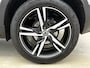 Volvo XC40 Volvo XC40 1.5 T3 R-Design | Pano | Trekhaak | Leder/Alcantara |