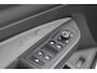 Volkswagen Golf 1.5 eTSI Variant 3x R Line Pano Keyless Lane Camera Trekhaak