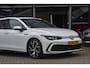 Volkswagen Golf 1.5 eTSI Variant 3x R Line Pano Keyless Lane Camera Trekhaak