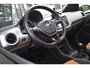 Volkswagen Up! 1.0 TSI BMT cross up! Airco Pano Stoelverwarming BBD