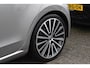 Volkswagen Up! 1.0 TSI BMT cross up! Airco Pano Stoelverwarming BBD