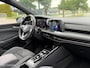 Volkswagen Golf 8 1.5 eTSI R-Line DSG PANO IQ AMBIENT BLACK