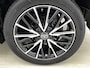 Toyota C-HR / C-HR+ 1.2 Dynamic | Dealer onderhouden | Stoelverwarming | Navigatie | Cruise control Adaptive | Climate control | Camera | Bluetooth Onderweg-Naar-Dealer