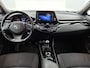 Toyota C-HR / C-HR+ 1.2 Dynamic | Dealer onderhouden | Stoelverwarming | Navigatie | Cruise control Adaptive | Climate control | Camera | Bluetooth Onderweg-Naar-Dealer